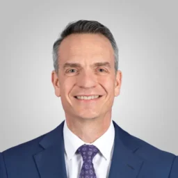 Steve Lang headshot