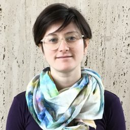 Karen Clothier headshot